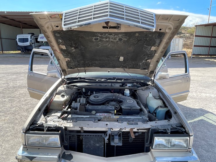 #7-•-cadillac-deville-(nm-title-in-delay)-image-103