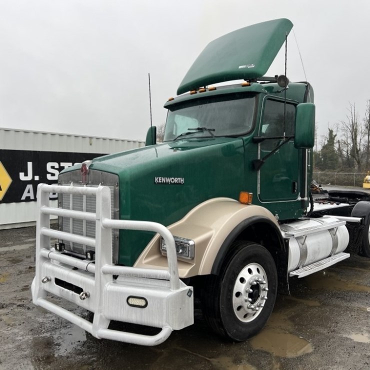 KENWORTH T800