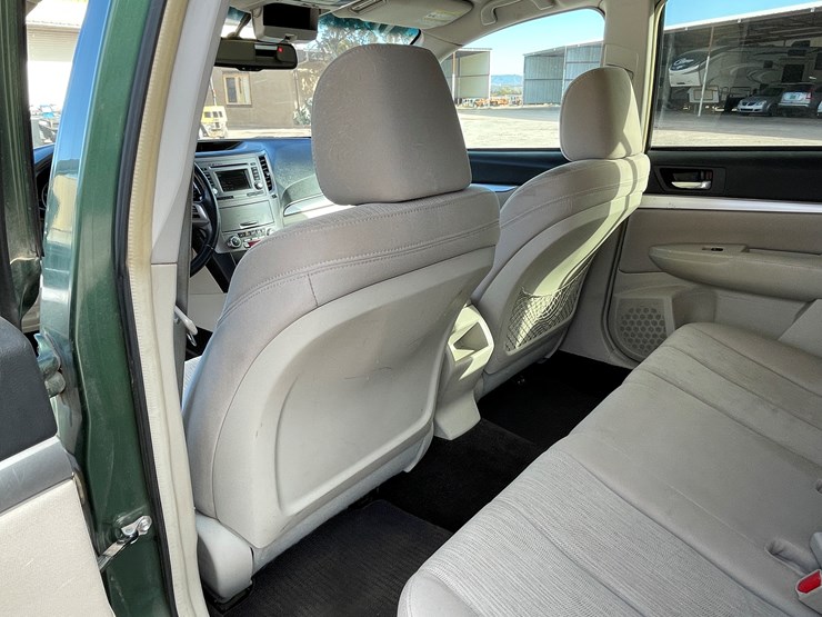 #8-•-2014-subaru-legacy-wagon-(nm-title-in-delay)-image-112