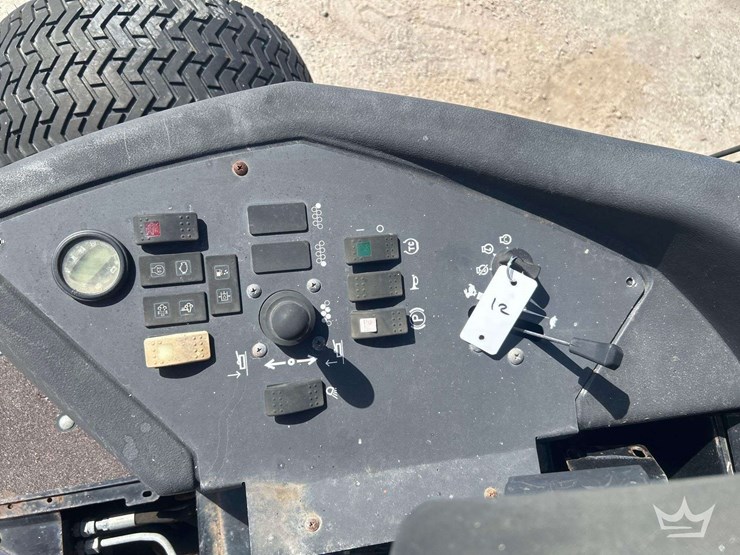 2015-jacobsen-ar522-image-12