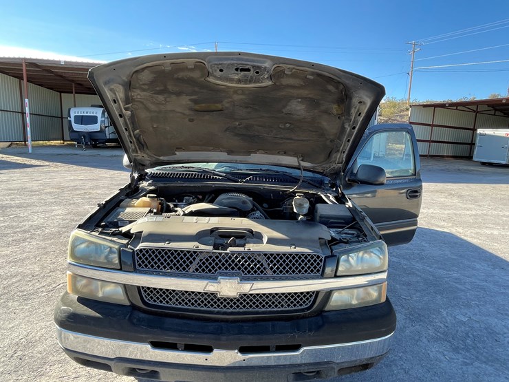 #5-•-2003-chevy-silverado-truck-(has-az-title)-image-97