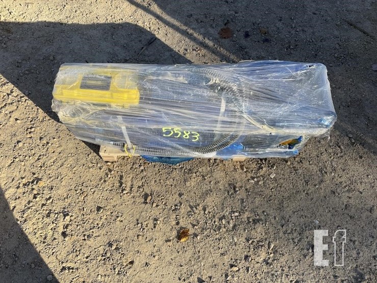 silent-type-hydraulic-breaker-image-2