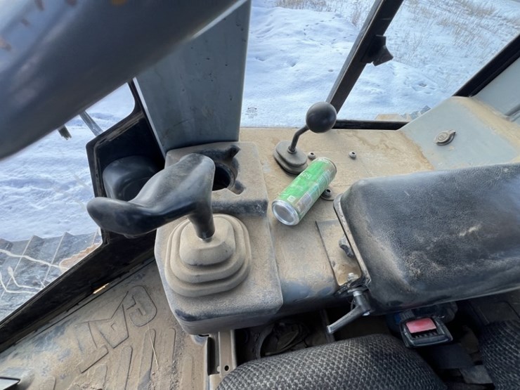 caterpillar-d3g-xl-image-15