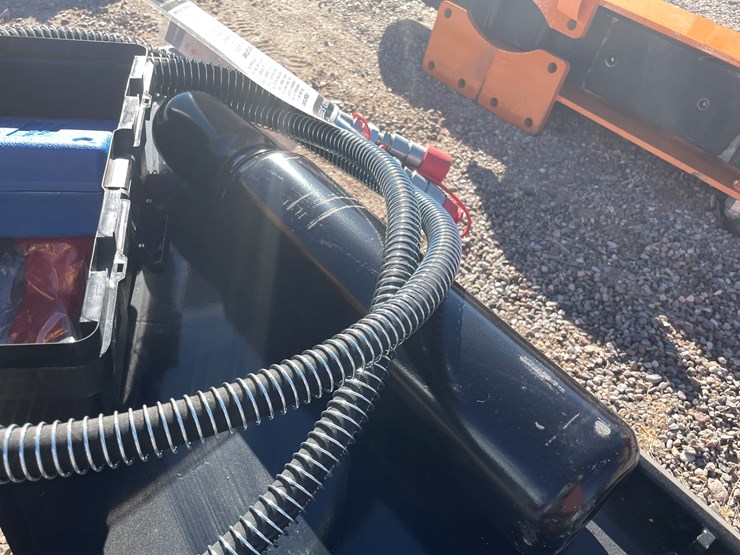 #214-•-skid-steer-post-driver-image-9