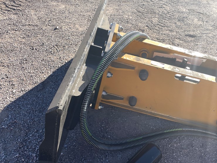 #261-•-skid-steer-concrete-breaker-image-7