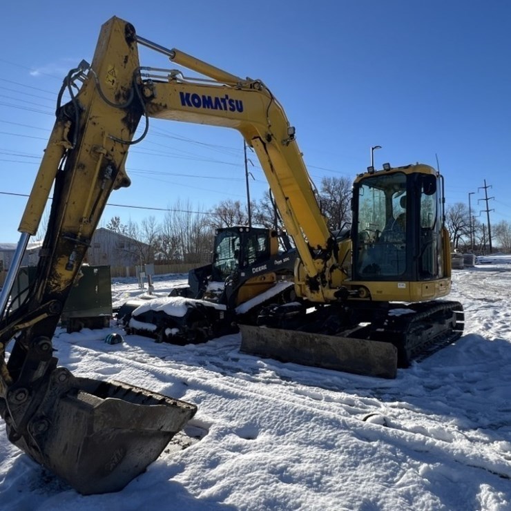 KOMATSU PC88MR-11