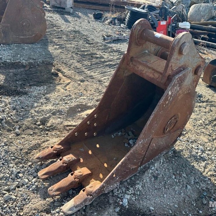 EX160 Trenching Bucket