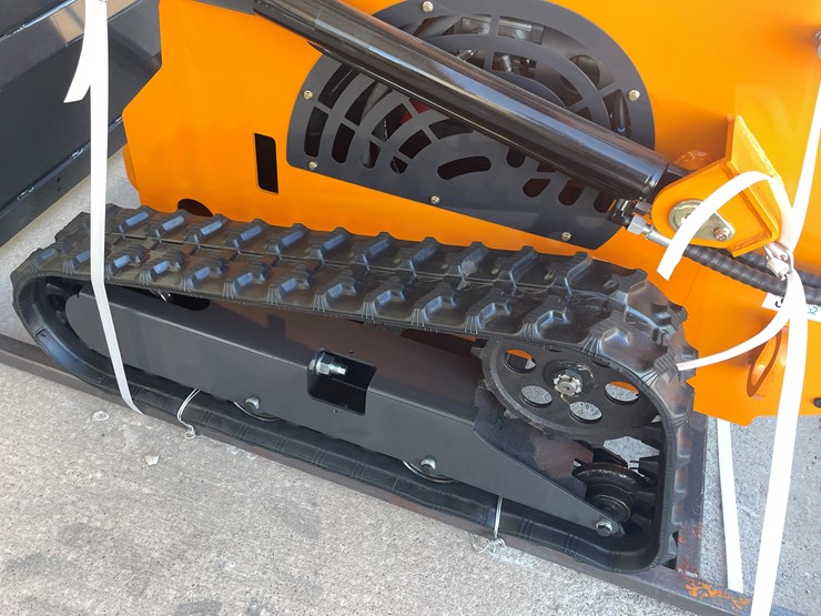 #226-•-mini-skid-steer-loader-image-10