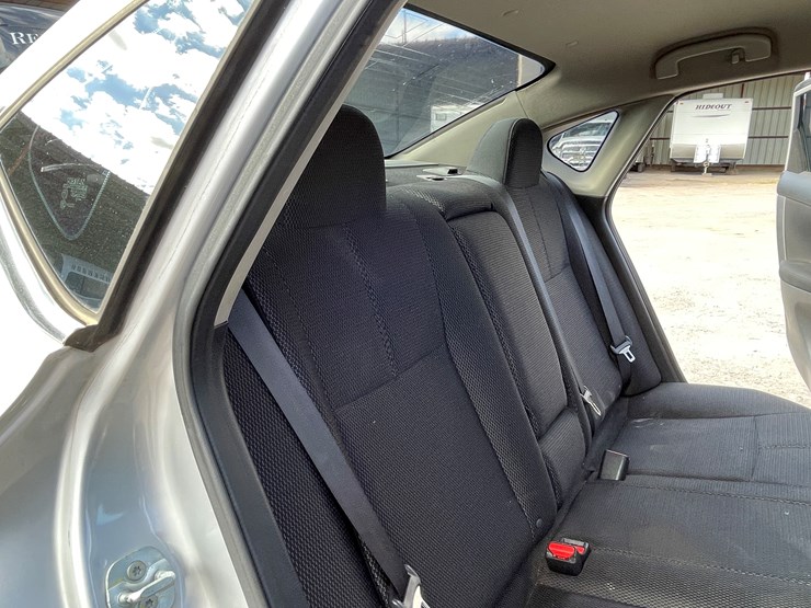 #4-•-2013-nissan-sentra-(has-nm-title)-image-105