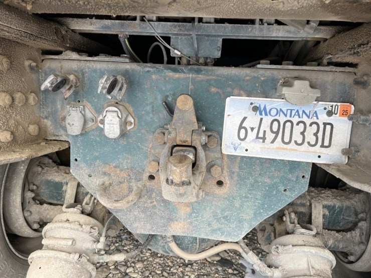 1998-peterbilt-379-image-24