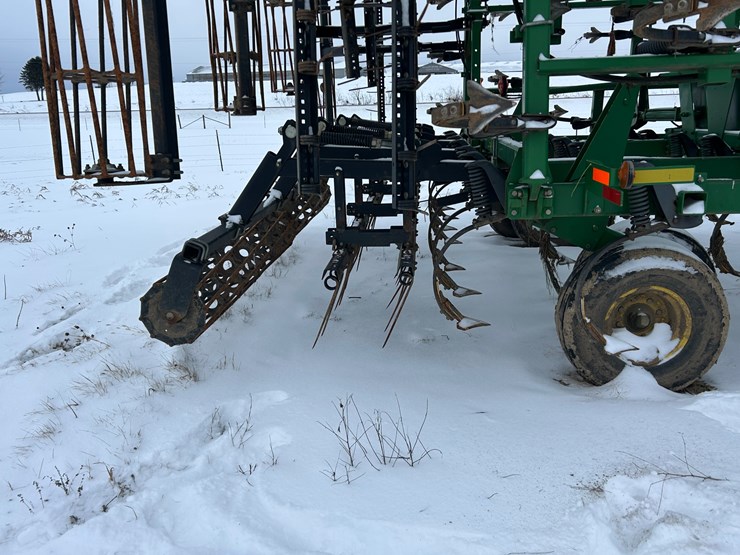 john-deere-2210-image-13