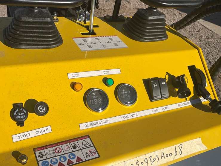 #224-•-mini-skid-steer-loader-image-21