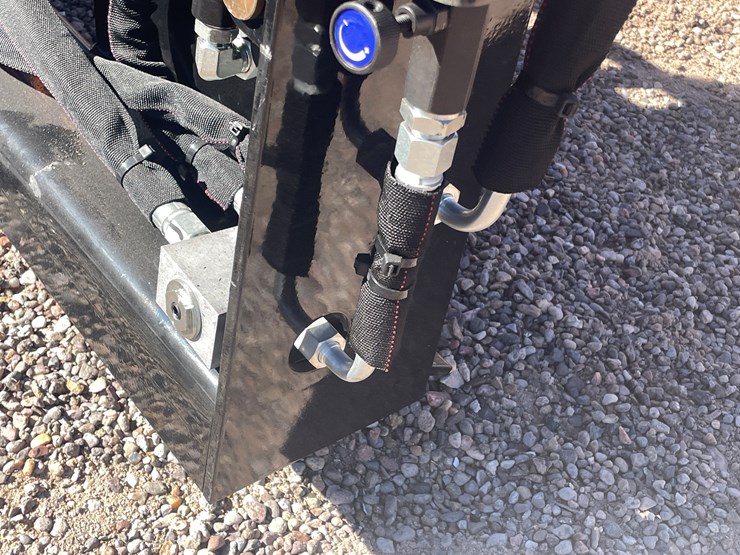 #208-•-pallet-fork-hydraulic-adjustable-image-6