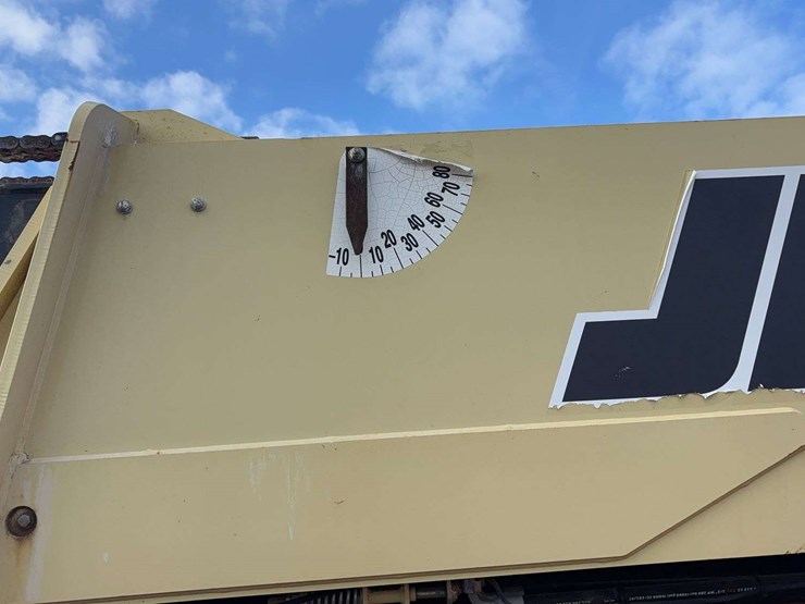 2015-jlg-g10-55a-image-25