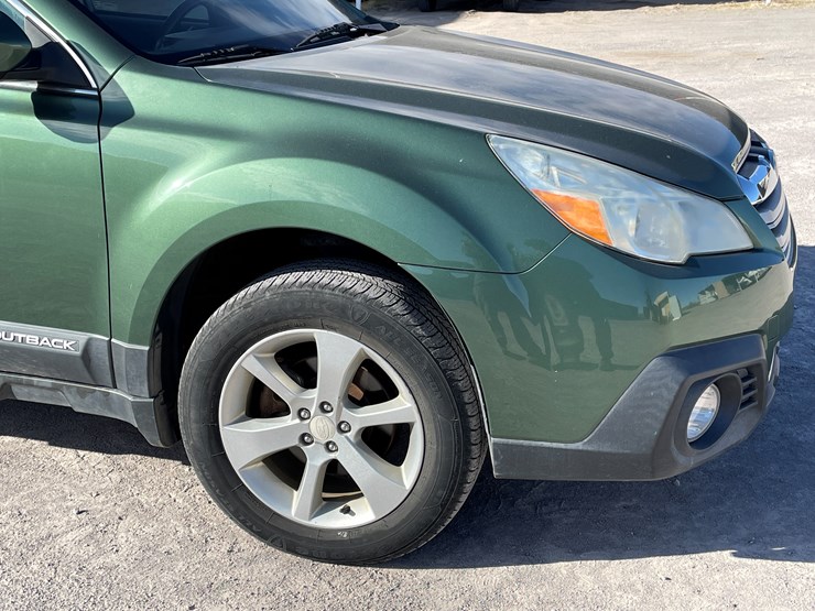 #8-•-2014-subaru-legacy-wagon-(nm-title-in-delay)-image-25