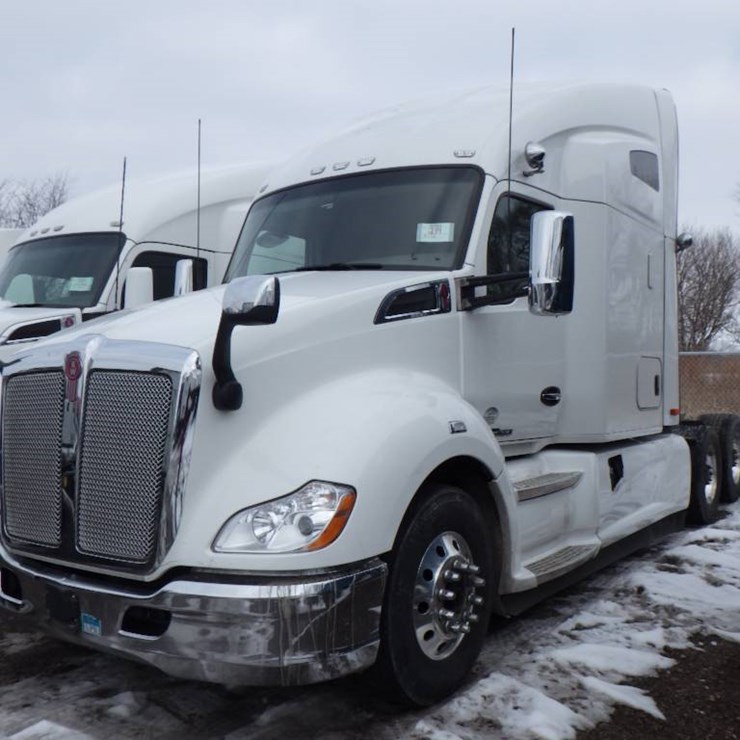 2019 KENWORTH T680