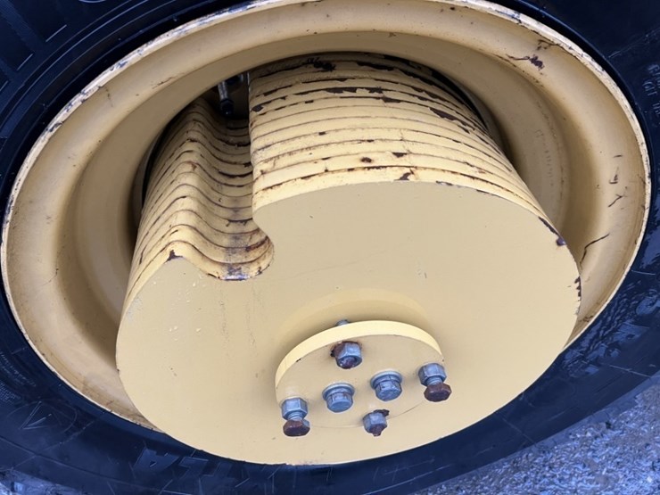 2011-caterpillar-it14g-wheel-loader-image-16