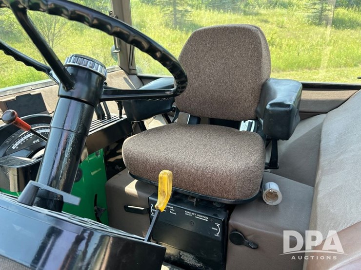 john-deere-4650-image-26