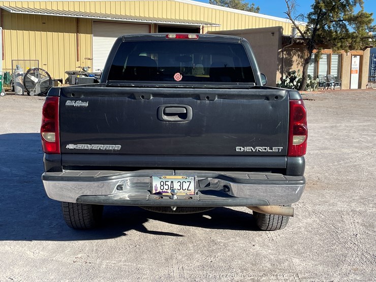 #5-•-2003-chevy-silverado-truck-(has-az-title)-image-6