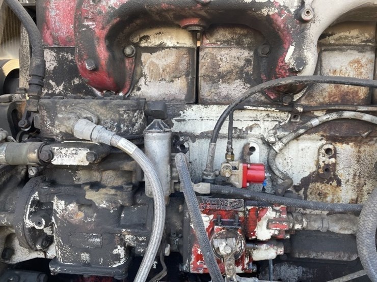 peterbilt-358-image-23