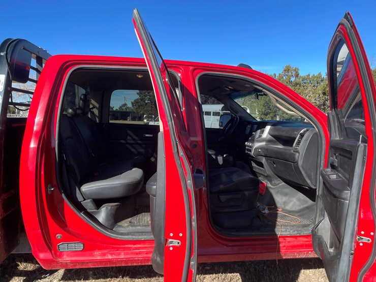 2019-dodge-ram-2500-image-12