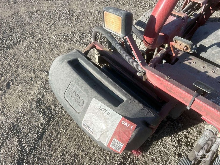 2014-toro-greensmaster-3150-image-9