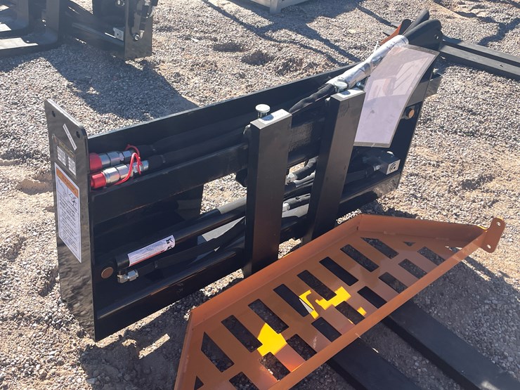 #209-•-pallet-fork-hydraulic-adjustable-image-8