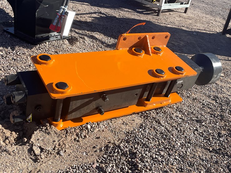 #213-•-skid-steer-post-driver-image-4