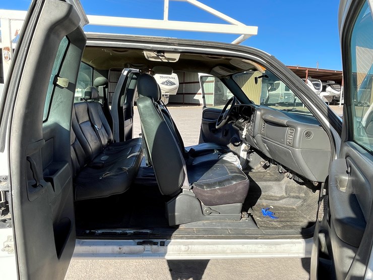 2007-chevrolet-silverado-2500-image-82