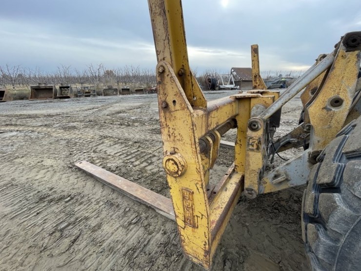 1979-caterpillar-966c-image-10