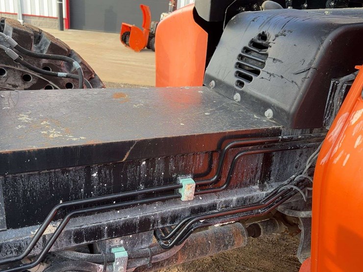 2015-jlg-g10-55a-image-22