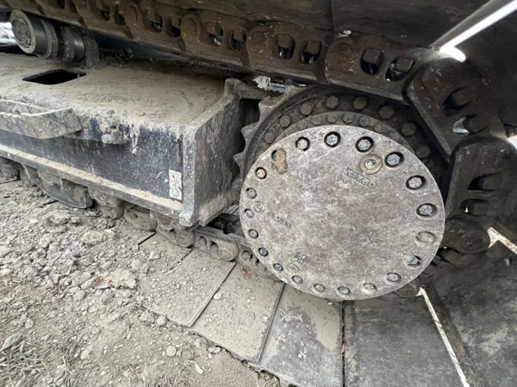 deere-345g-lc-image-11