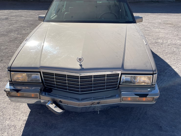 #7-•-cadillac-deville-(nm-title-in-delay)-image-23