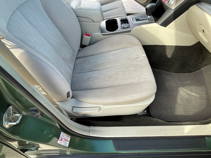 #8-•-2014-subaru-legacy-wagon-(nm-title-in-delay)-image-97