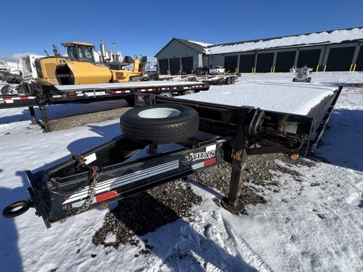 titan-trailer-image-1