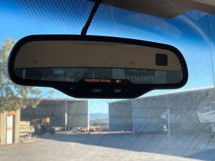 #5-•-2003-chevy-silverado-truck-(has-az-title)-image-69