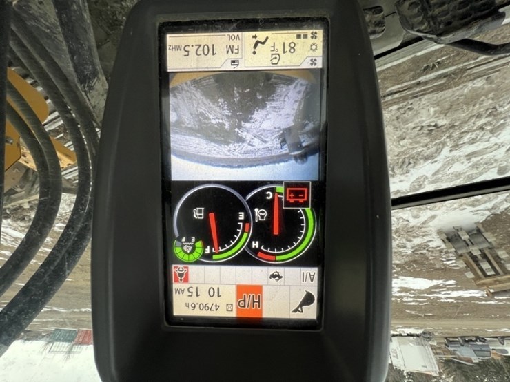 deere-245g-lc-image-19