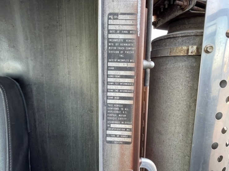 1974-kenworth-t/a-truck-tractor-image-37