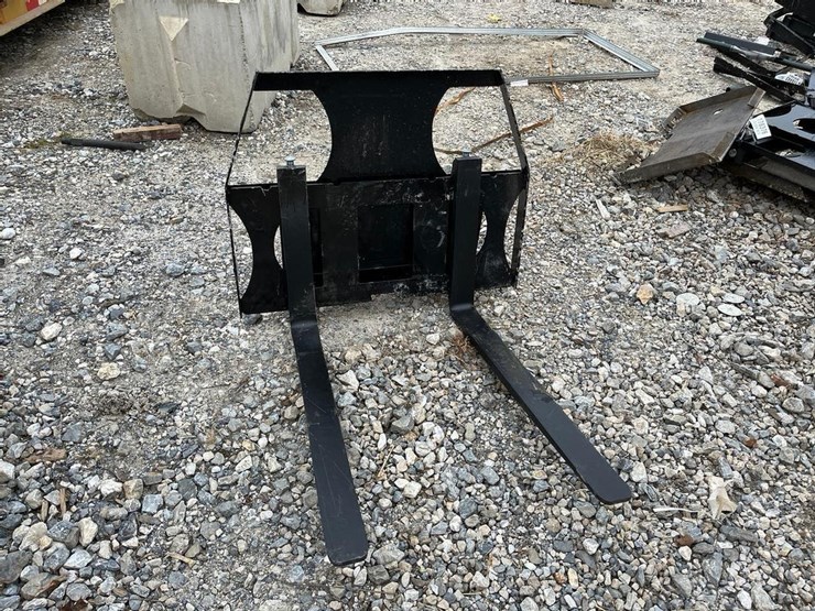 kit-container-36"-mini-universal-attach-fork-frame-w/-42"-forks-image-8