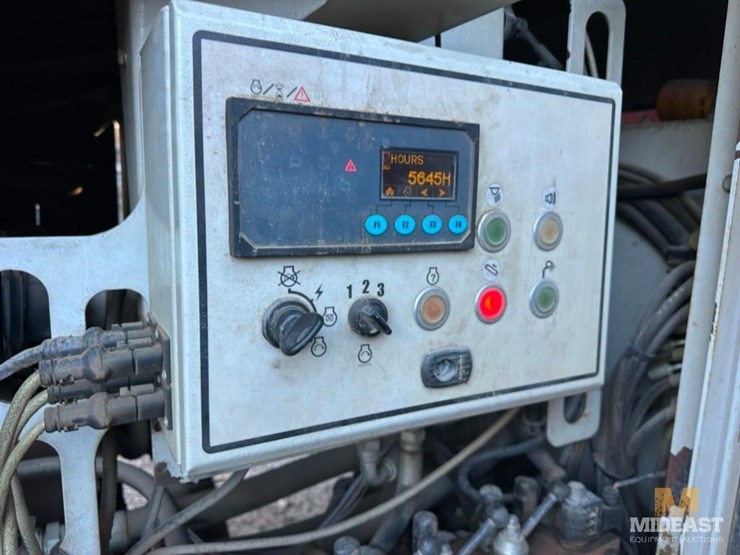 2012-sandvik-qe440-image-41