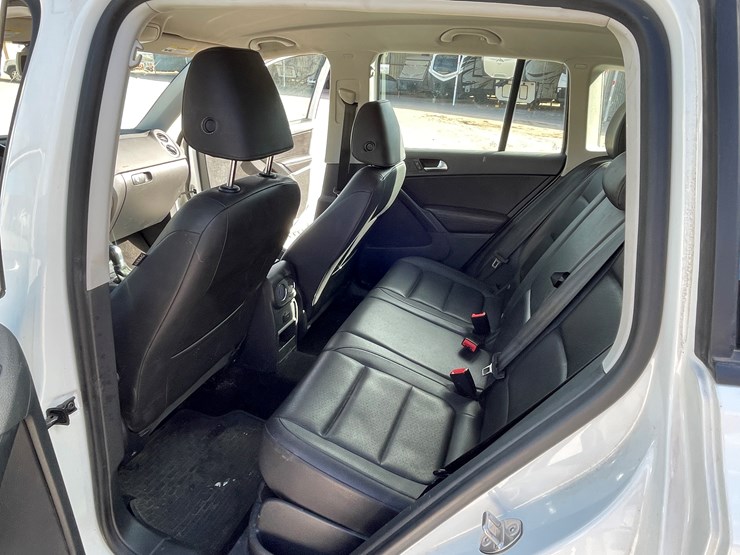 #3-•-volkswagen-tiguan-(nm-title-in-delay)-image-107