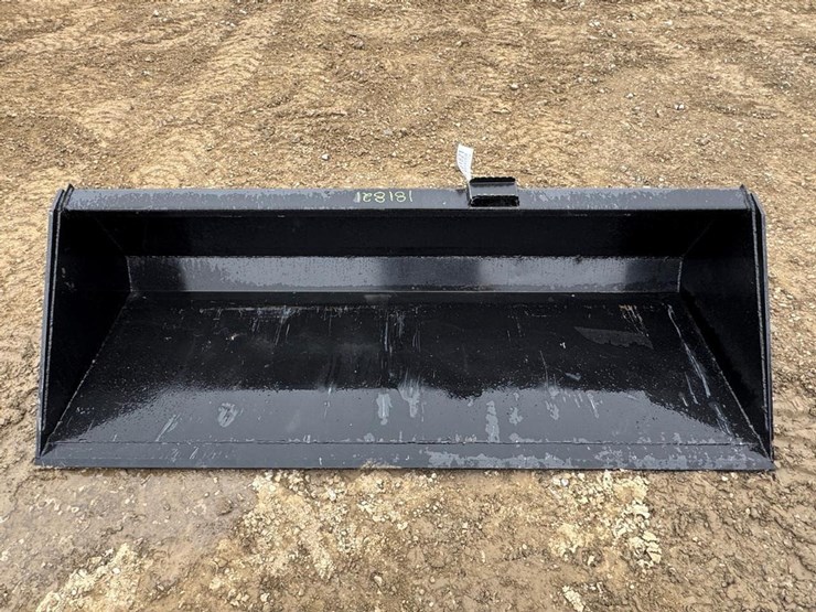 kit-container-90"-skid-steer-bucket-image-2