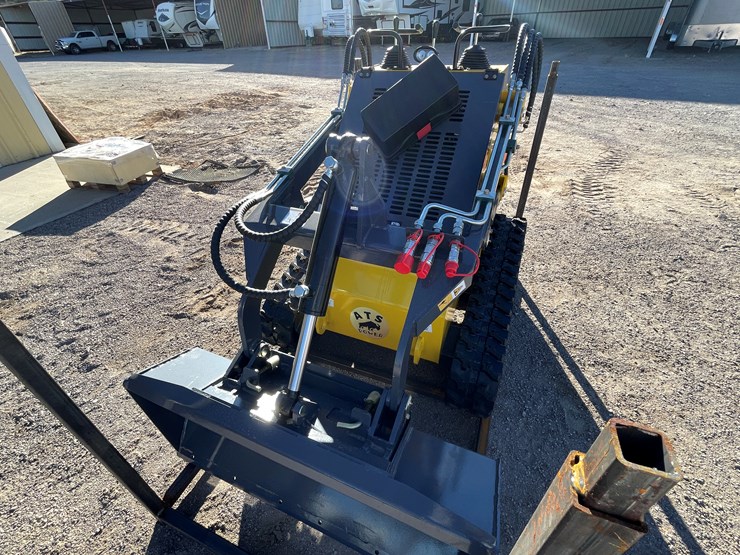 #224-•-mini-skid-steer-loader-image-30