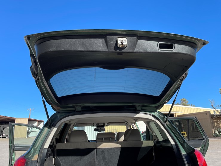 #8-•-2014-subaru-legacy-wagon-(nm-title-in-delay)-image-54