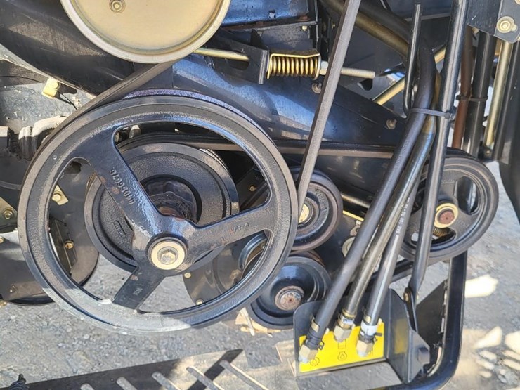 new-holland-cr9040-image-20