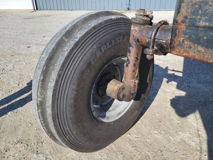 white-2-105-image-51