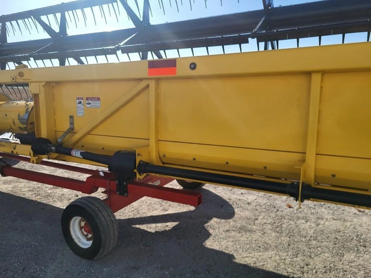 new-holland-74c-image-37