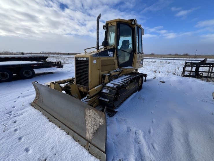 caterpillar-d3g-xl-image-1