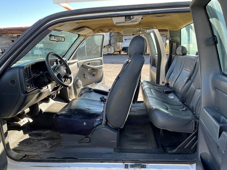 2007-chevrolet-silverado-2500-image-63