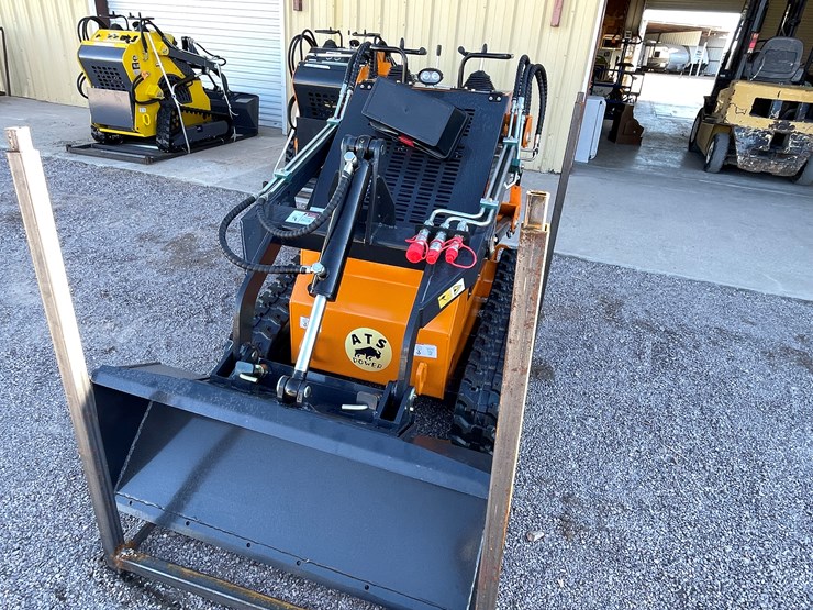 #225-•-mini-skid-steer-loader-image-25